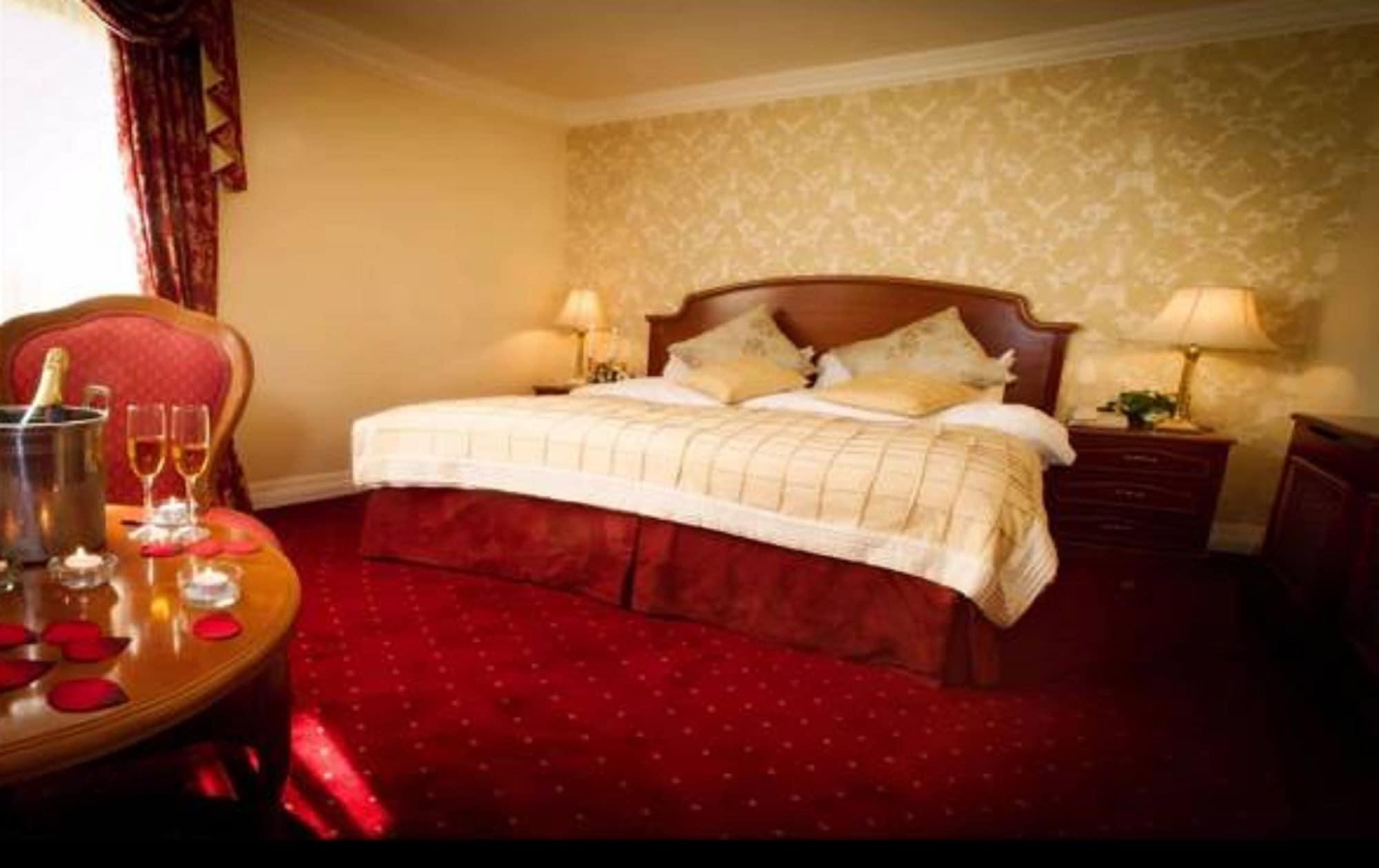 Ardboyne Hotel ナヴァン エクステリア 写真