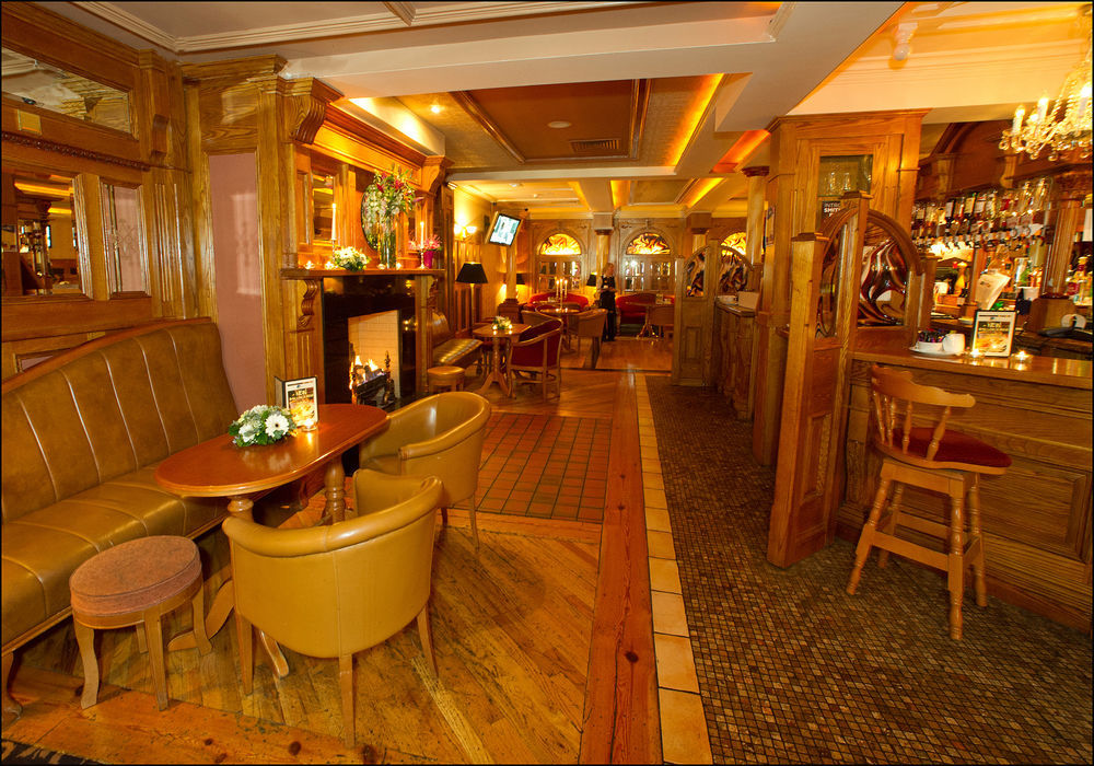 Ardboyne Hotel ナヴァン エクステリア 写真